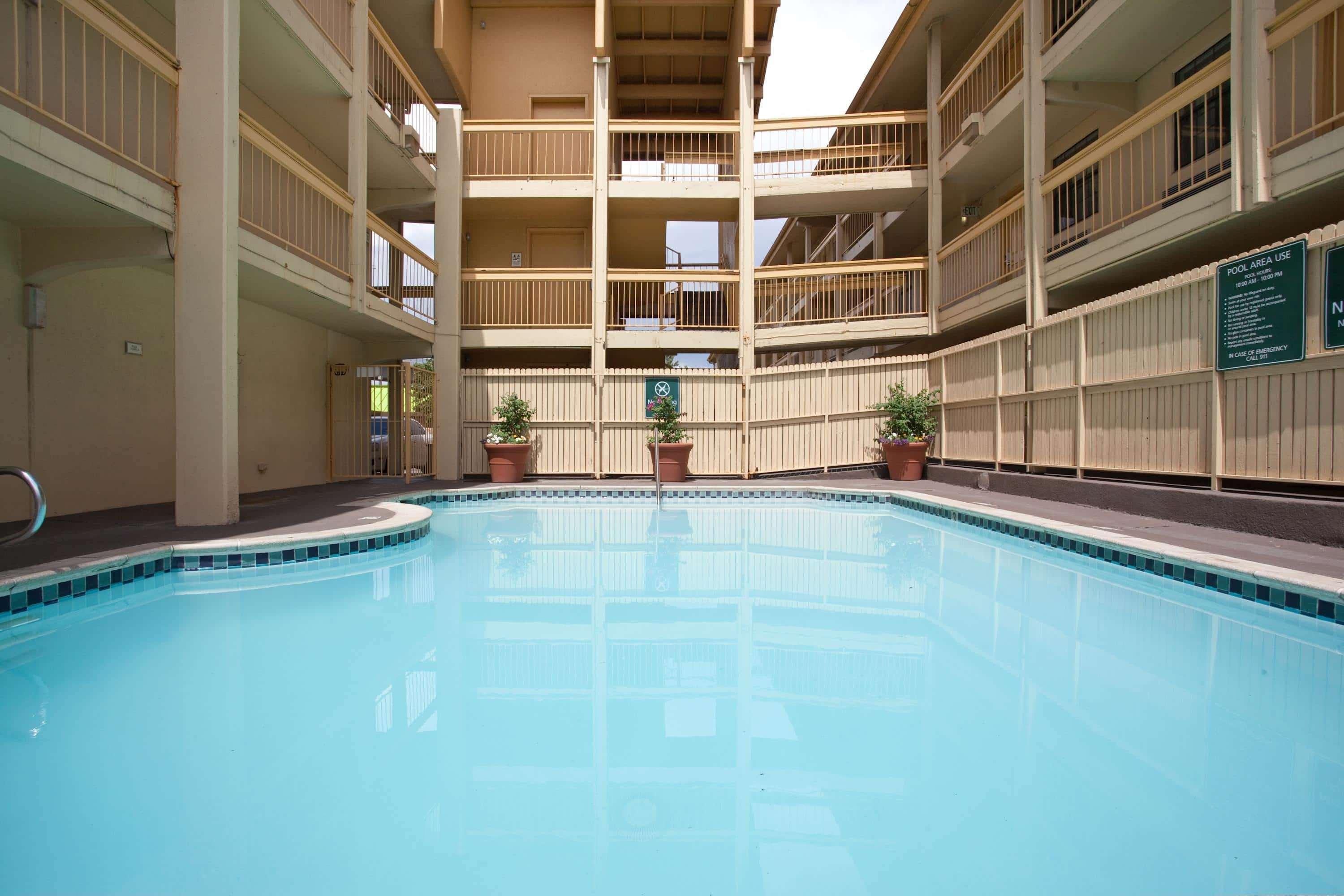 La Quinta Inn By Wyndham Denver Central المظهر الخارجي الصورة